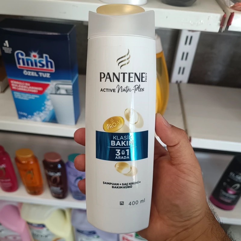 شامپو کلاسیک پنتن Pantene مدل Klasik Bakim برای موهای نرمال Normal حجم 400 میل
