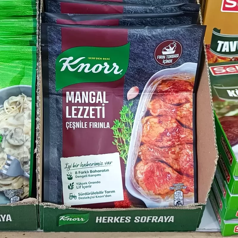 کیسه پخت مرغ همراه با ادویه مخصوص 29 گرمی کنور Knorr