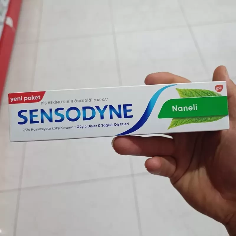 خمیر دندان ضد حساسیت سنسوداین Sensodyne مدل Naneli حجم 100 میل