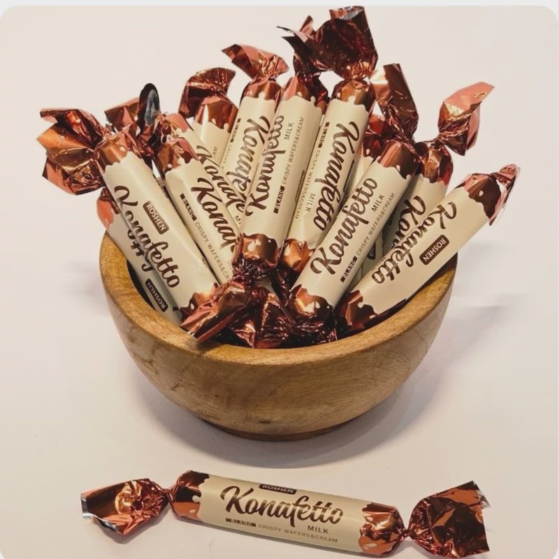 کانفت های روشن اوکراین تازه تازه طعم کاکائو ROSHEN بسیار خوشمزه وزن 1000 گرم